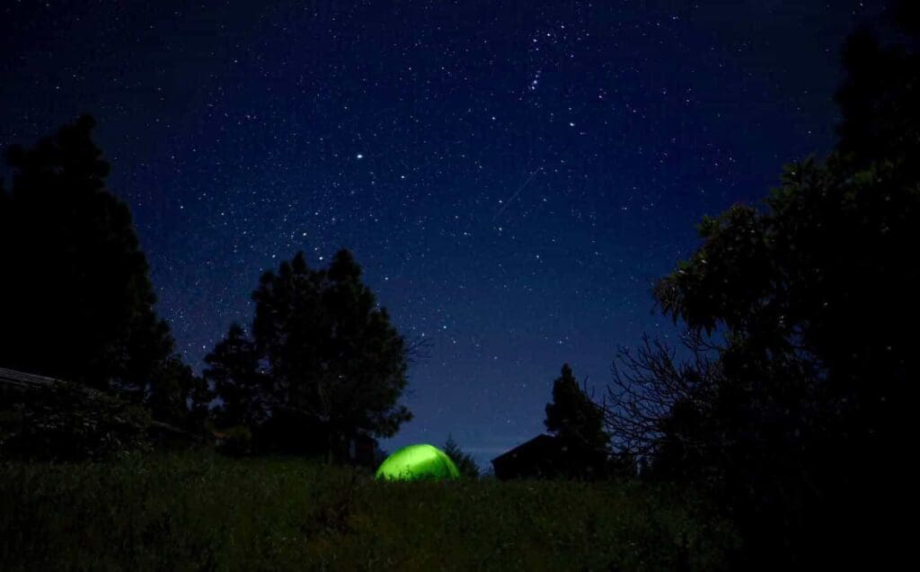 Camping bajo las estrellas