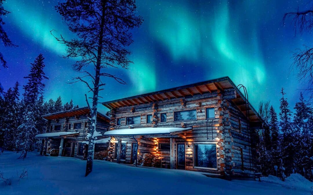 Cabaña en Ruka con auroras boreales