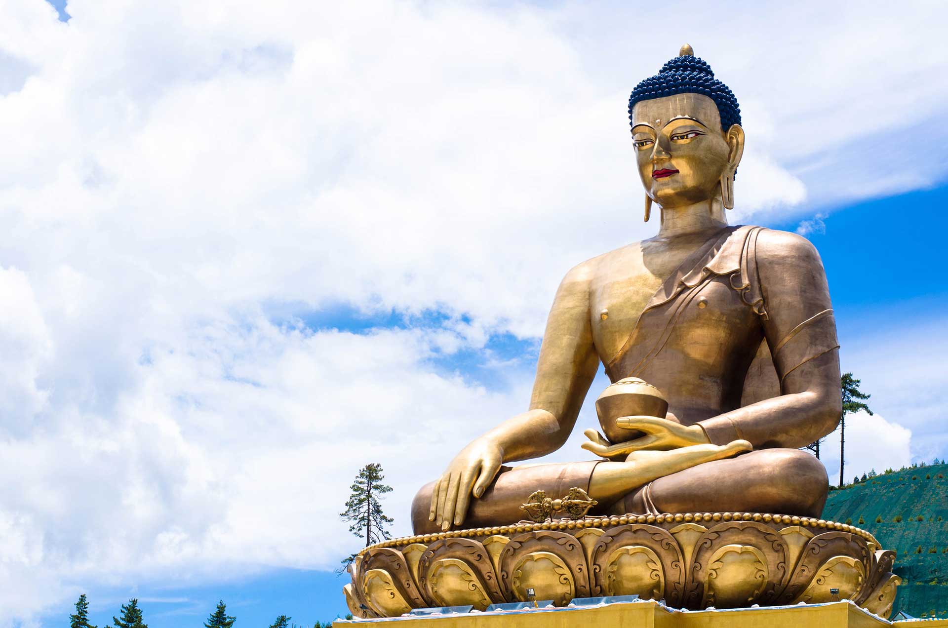 Bután Estatua