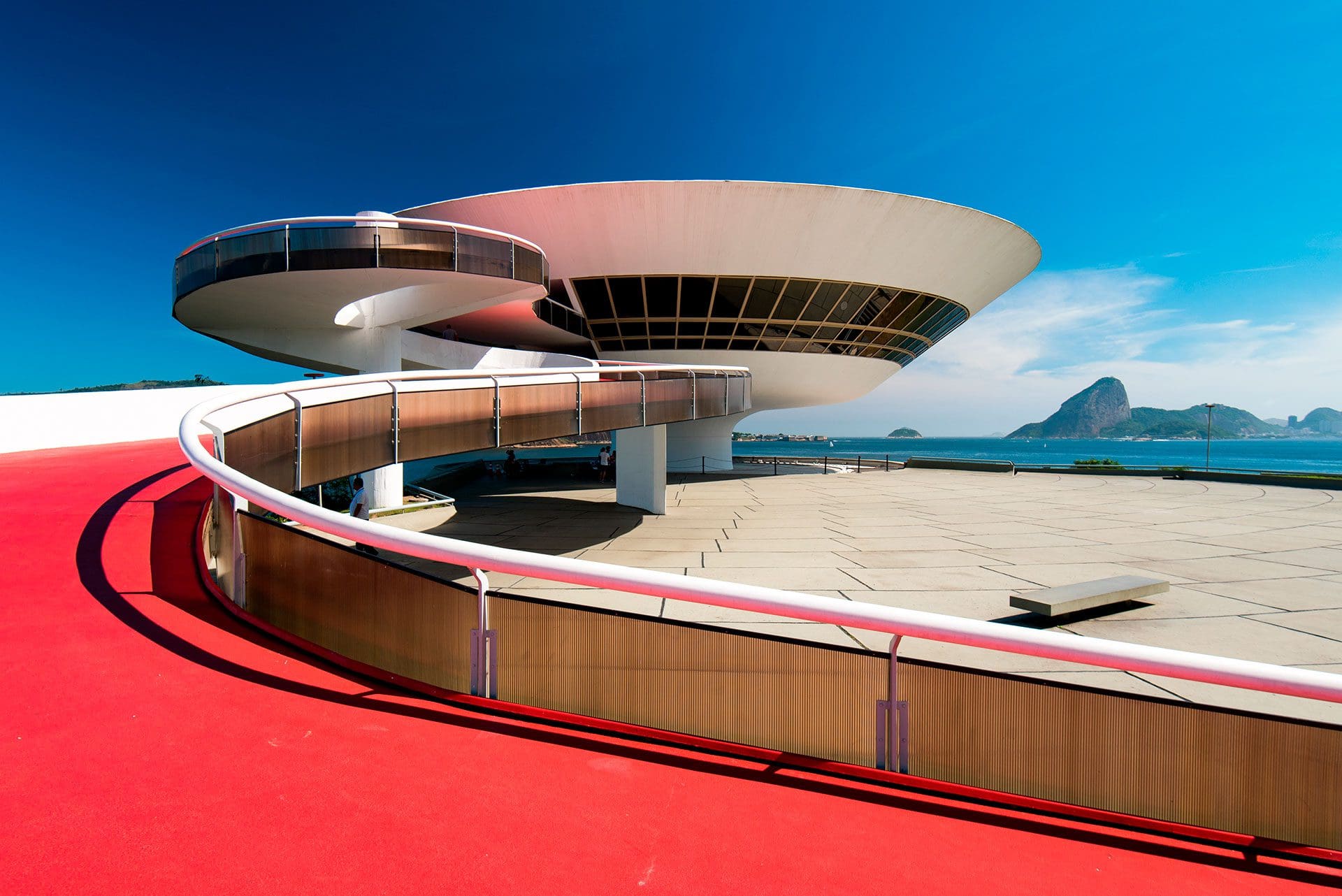 Museo de Arte Contemporáneo de Niteroi en Brasil