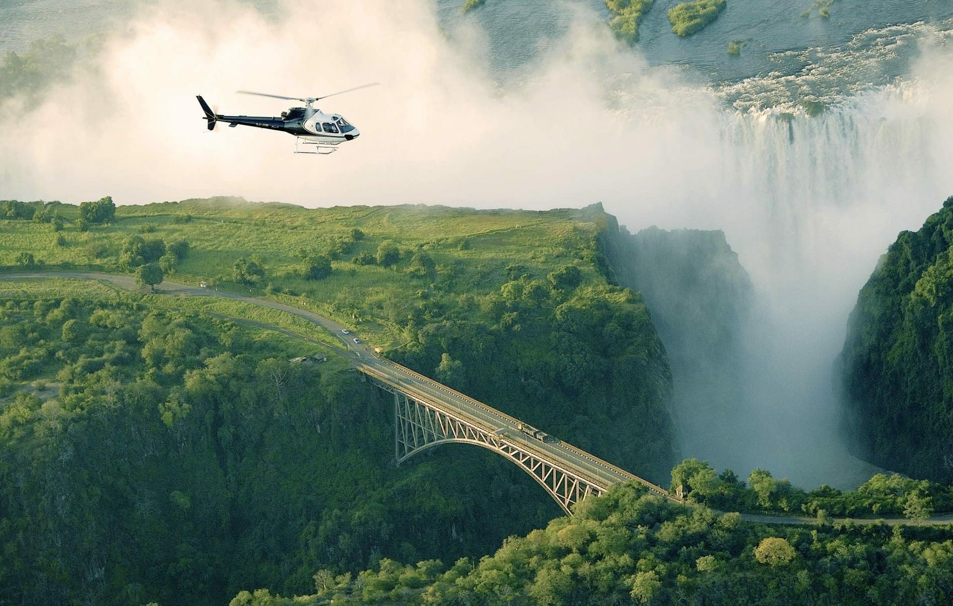Cataratas Victoria en helicóptero Zimbabwe