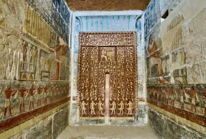 Acceso-exclusivo-a-la-tumba-de-Wahtye-en-Saqqara-Egipto