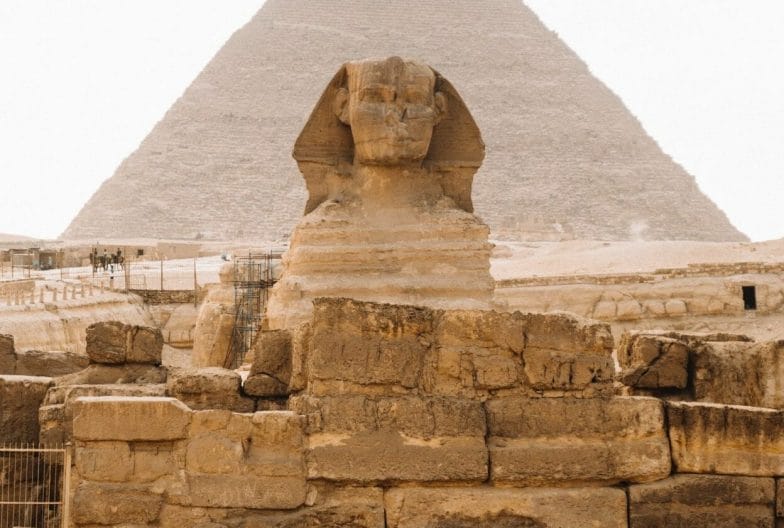 Pirámide Egipto y esfinge