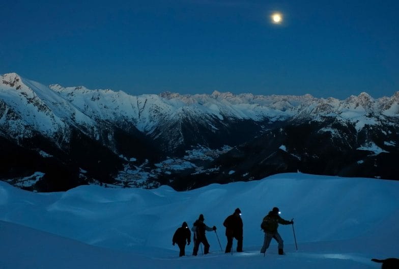 raquetas de nieve nocturno Suiza